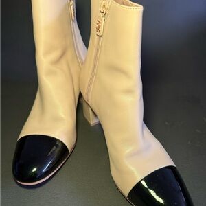 Stuart Weitzman Cream and Black Ankle Boots